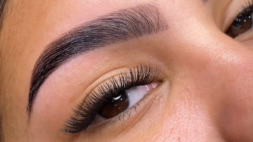 Laminado de cejas con depilación y tinte por solo 15€